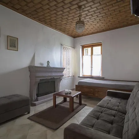 Laconian Collection 